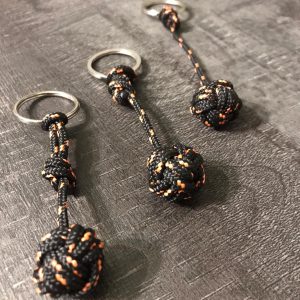 Porte Clés Pomme de Touline 2cm Noir/Orange